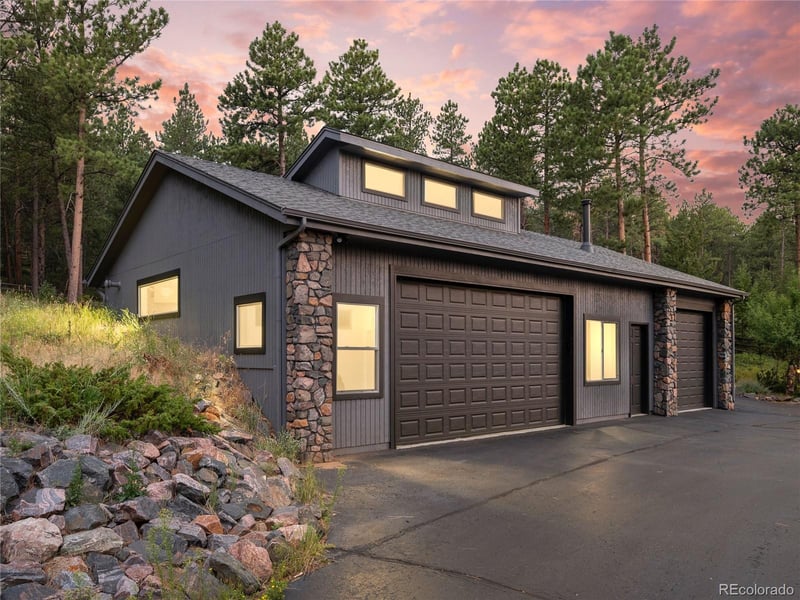571 Sundown Ln, Evergreen, CO 80439