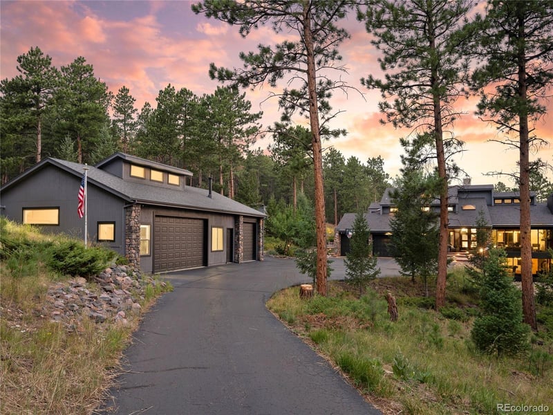 571 Sundown Ln, Evergreen, CO 80439