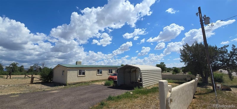 685 7th St, Penrose, CO 81240