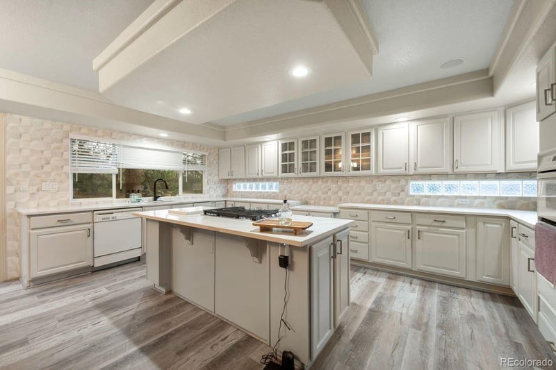 9531 Sand Hill Ct, Littleton, CO 80126