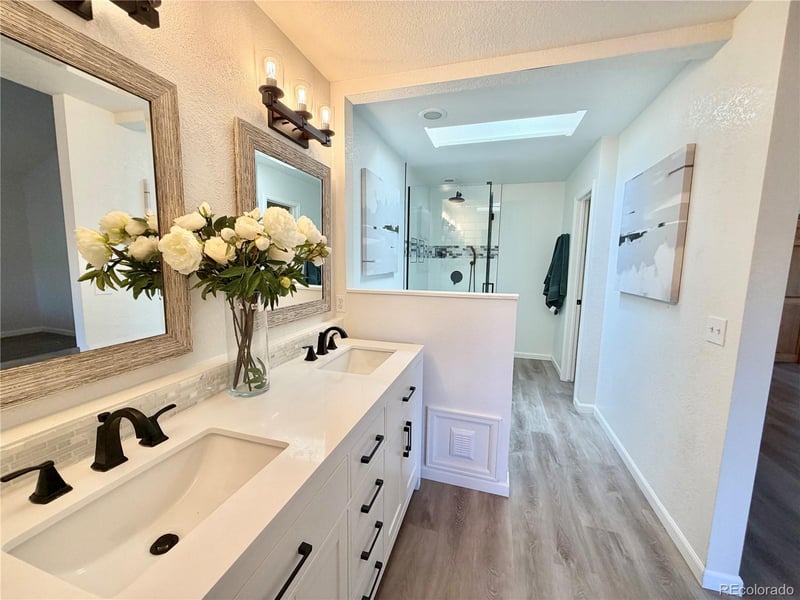 7600 Monaco Way, Englewood, CO 80112