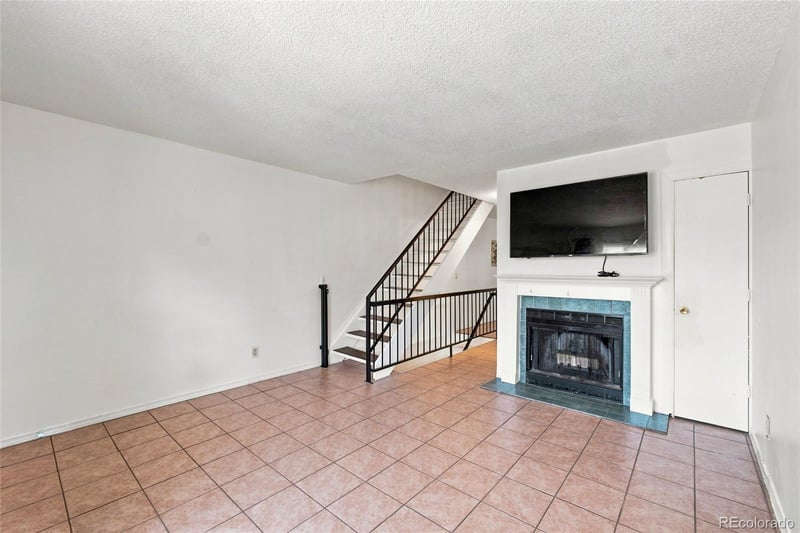 17645 E Loyola Dr #A, Aurora, CO 80013