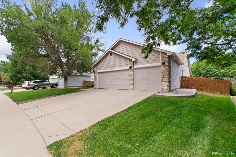 11786 Glencoe St, Thornton, CO 80233