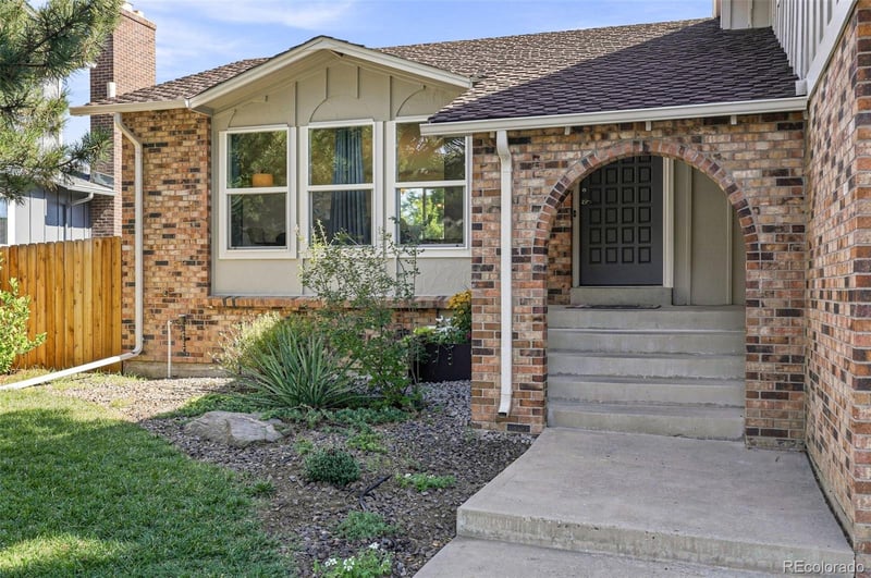 19557 E Floyd Ave, Aurora, CO 80013
