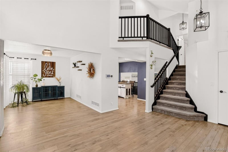 10026 Westside Cir, Littleton, CO 80125