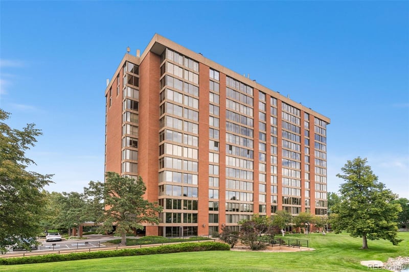 1900 E Girard Pl #505, Englewood, CO 80113