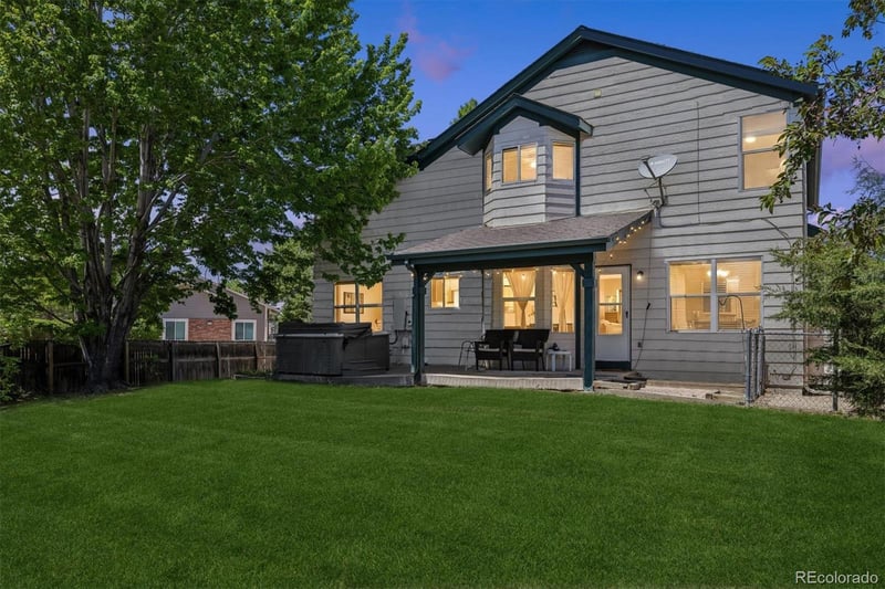 8052 Fenton Ct, Arvada, CO 80003