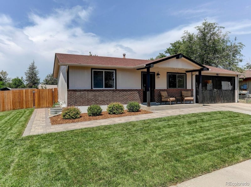 5353 Billings St, Denver, CO 80239