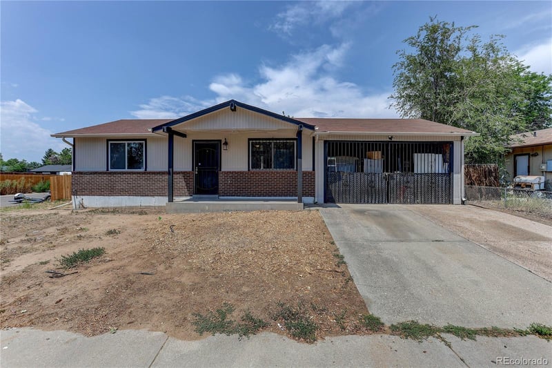 5353 Billings St, Denver, CO 80239