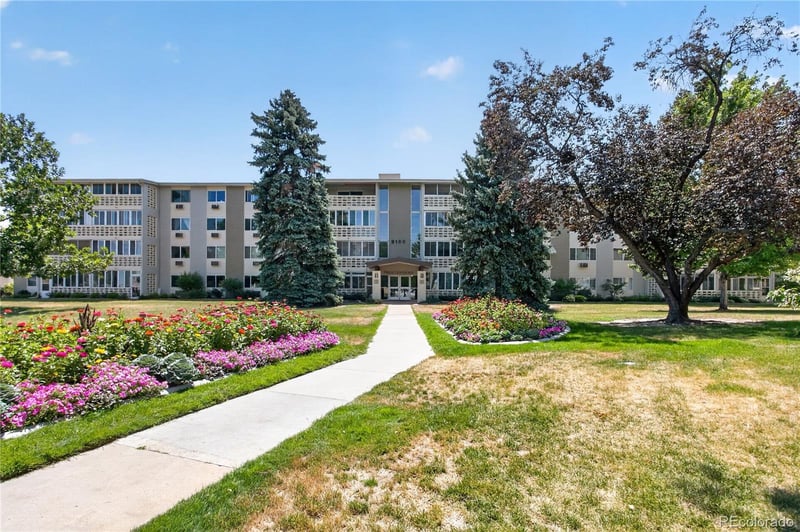 9180 Center Ave #6B, Denver, CO 80247