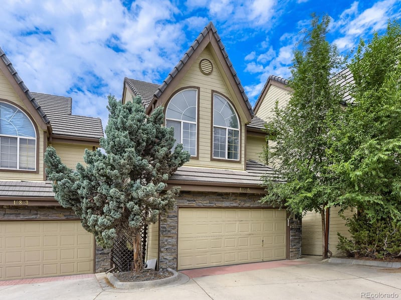 10805 Jewell Ave, Aurora, CO 80012