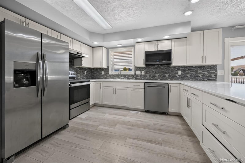 5881 Quatar Cir, Centennial, CO 80015