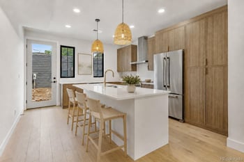 812 Dahlia St, Denver, CO 80220