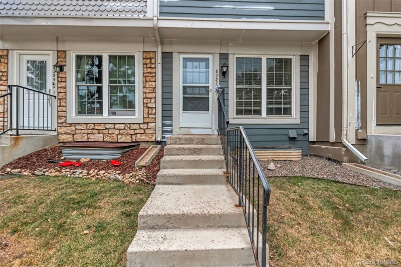 8257 S Fillmore Way, Littleton, CO 80122