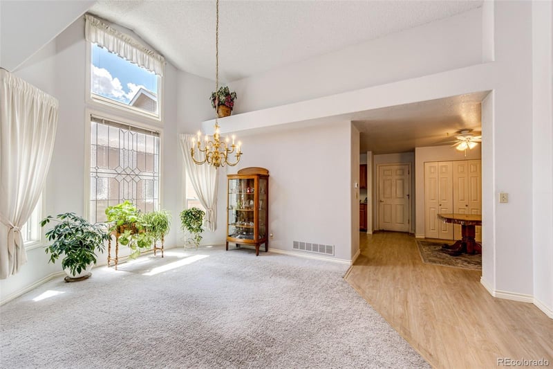 2566 Independence Ct, Lakewood, CO 80227