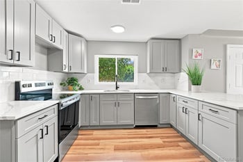 1364 Lima St, Aurora, CO 80010