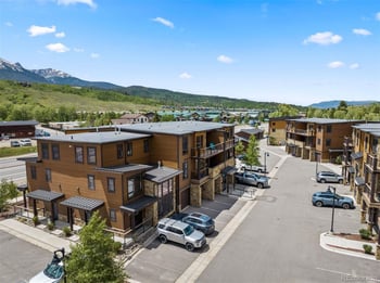 1060 Blue River Pw #102, Silverthorne, CO 80498