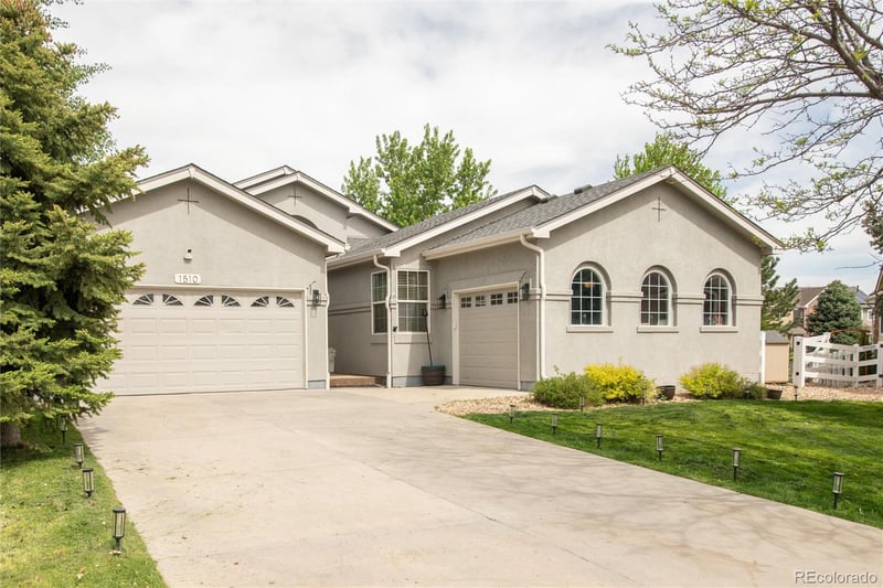 1510 De Gaulle Cir, Aurora, CO 80018