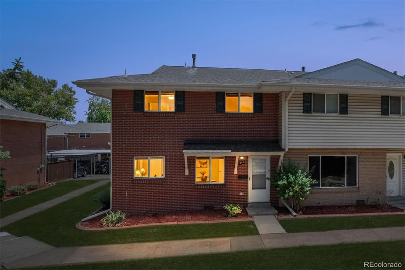 3942 Yosemite St, Denver, CO 80237