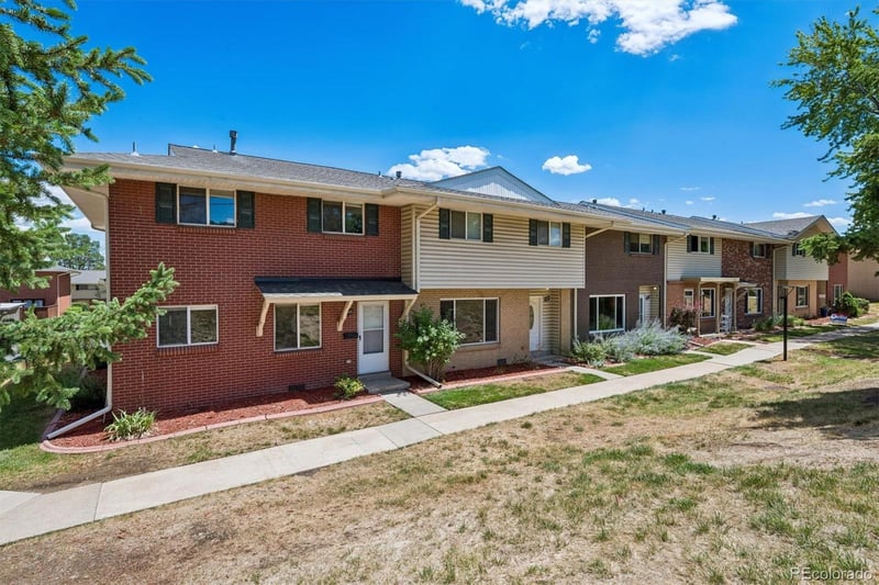 3942 Yosemite St, Denver, CO 80237