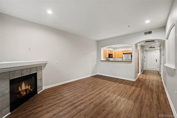 1747 N Pearl St #103, Denver, CO 80203