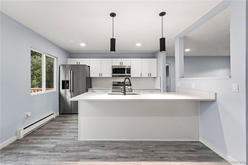 2244 Grant St, Longmont, CO 80501