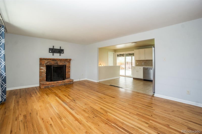 6739 70th Ave, Arvada, CO 80003