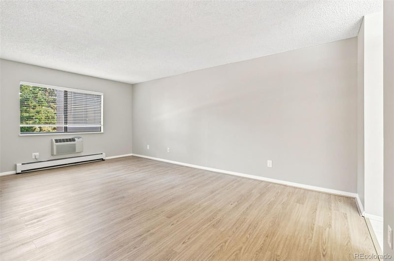 14300 E Marina Dr #205, Aurora, CO 80014