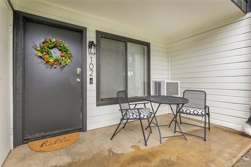 532 Oakwood Dr #B102, Castle Rock, CO 80104