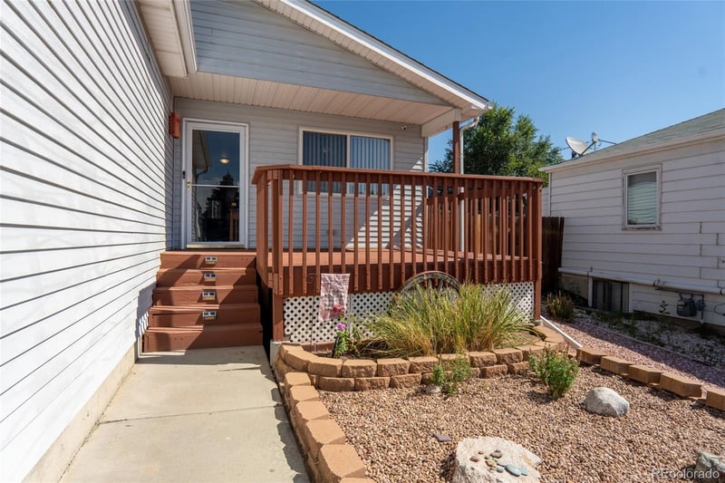 2339 Hillside Ave, Englewood, CO 80110