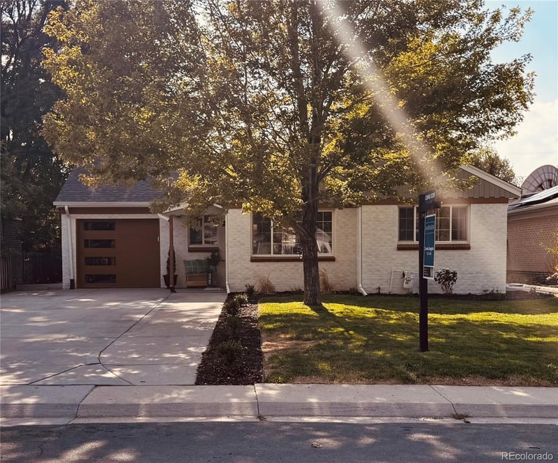 2941 Ivanhoe St, Denver, CO 80207
