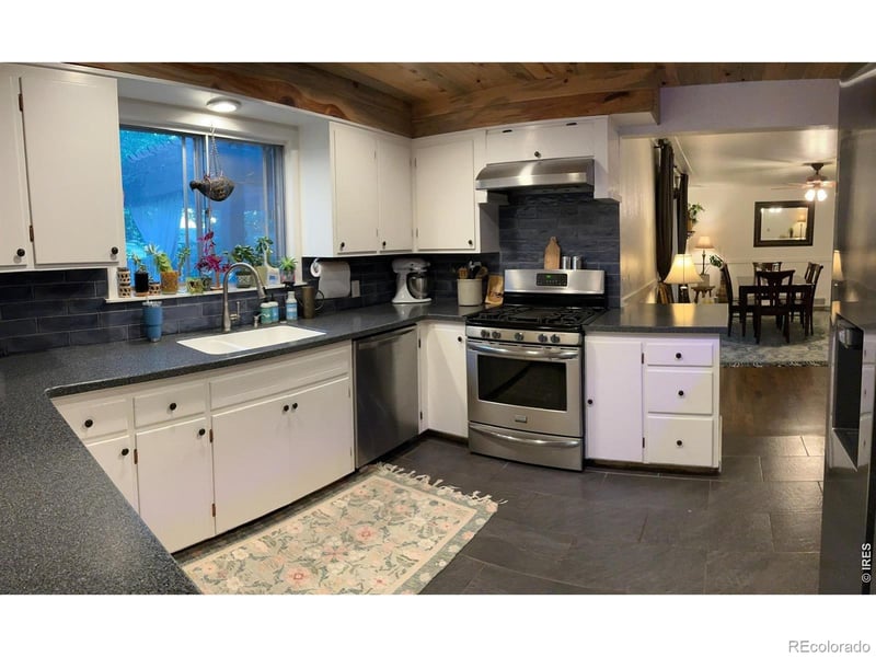 2217 12th St Rd, Greeley, CO 80631