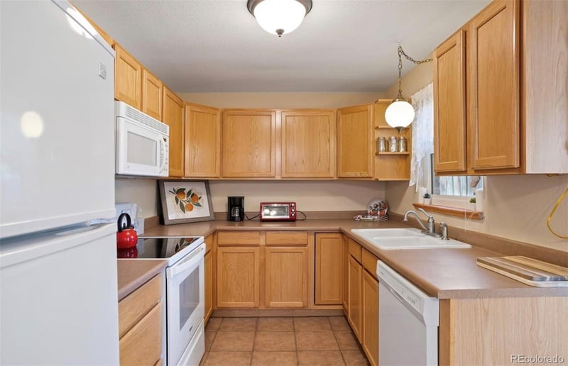 1746 Logan St, Denver, CO 80210