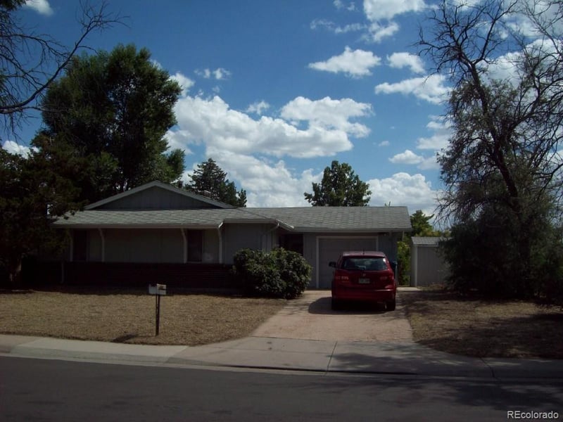 12124 Oregon Dr, Aurora, CO 80012