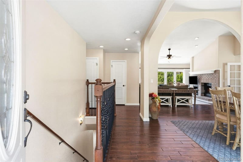 225 Thames Dr, Colorado Springs, CO 80906