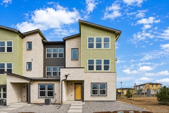 24141 E 54th Pl, Aurora, CO 80019