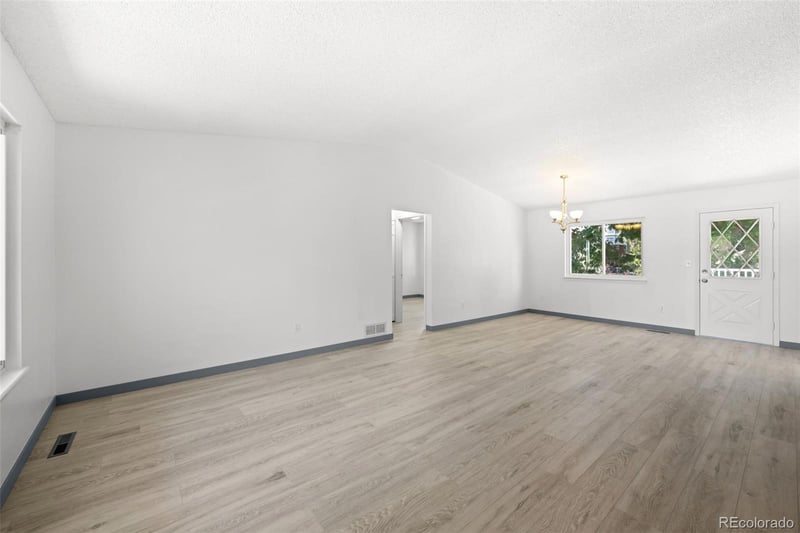 18351 Grand Ave, Aurora, CO 80015