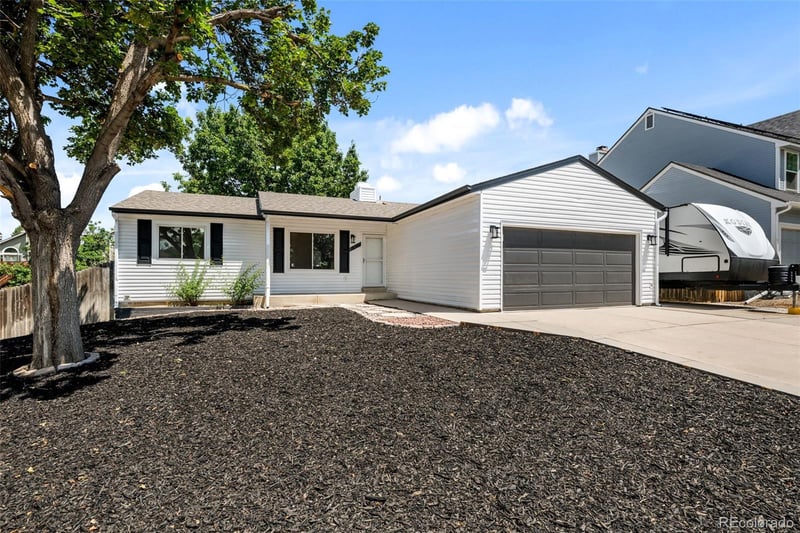 18351 Grand Ave, Aurora, CO 80015