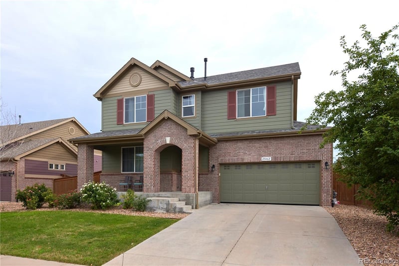 25462 2nd Pl, Aurora, CO 80018