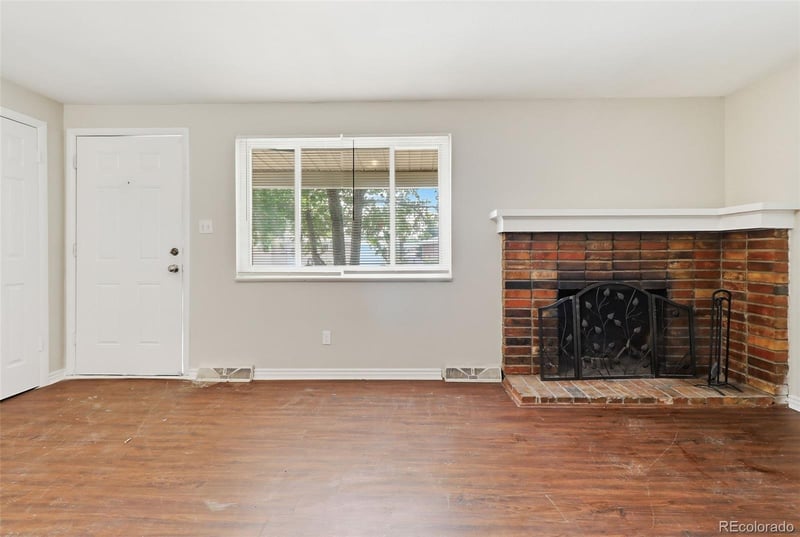 263 Aspen Dr, Brighton, CO 80601