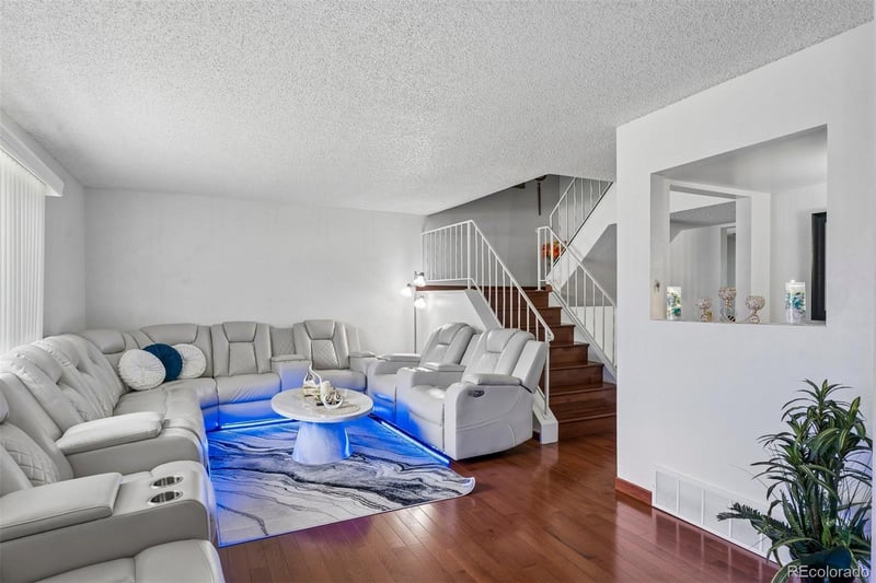 1024 S Alkire St, Lakewood, CO 80228