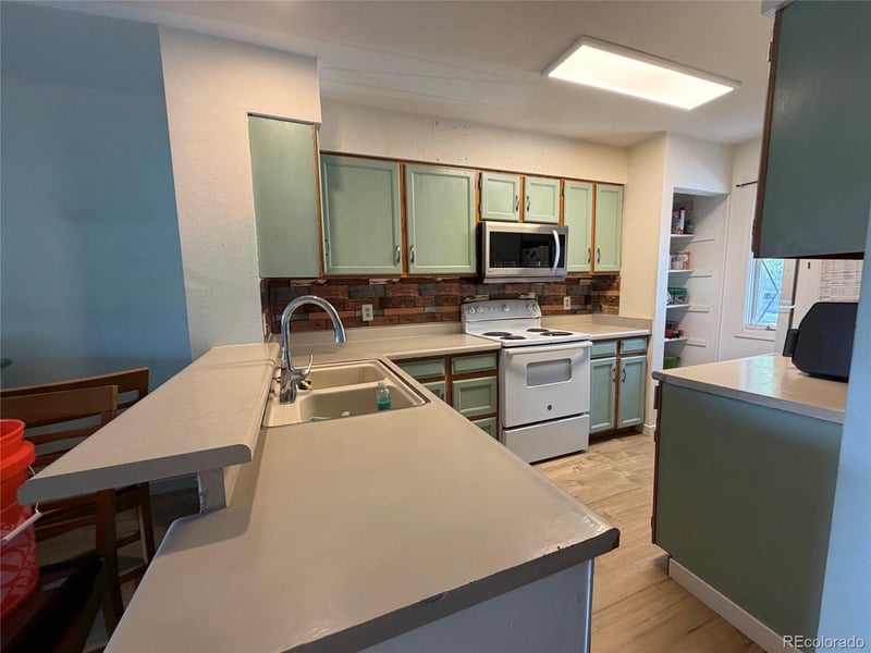 9771 Cornell Pl, Denver, CO 80227