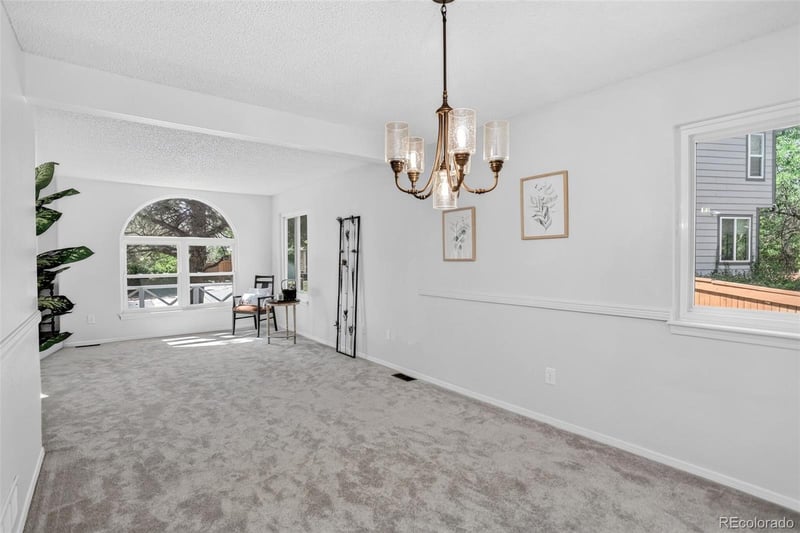 16392 E Hialeah Dr, Centennial, CO 80015