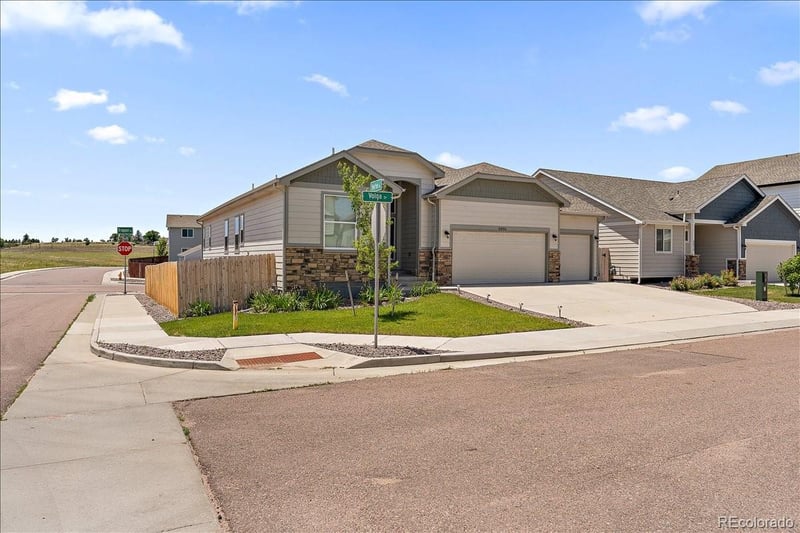 6886 Volga Dr, Colorado City, CO 80925