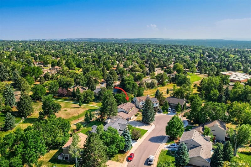 6484 S Newport Ct, Centennial, CO 80111