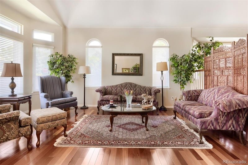 10083 Oak Leaf Way, Littleton, CO 80129