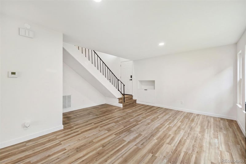 1347 Crystal Way, Aurora, CO 80012
