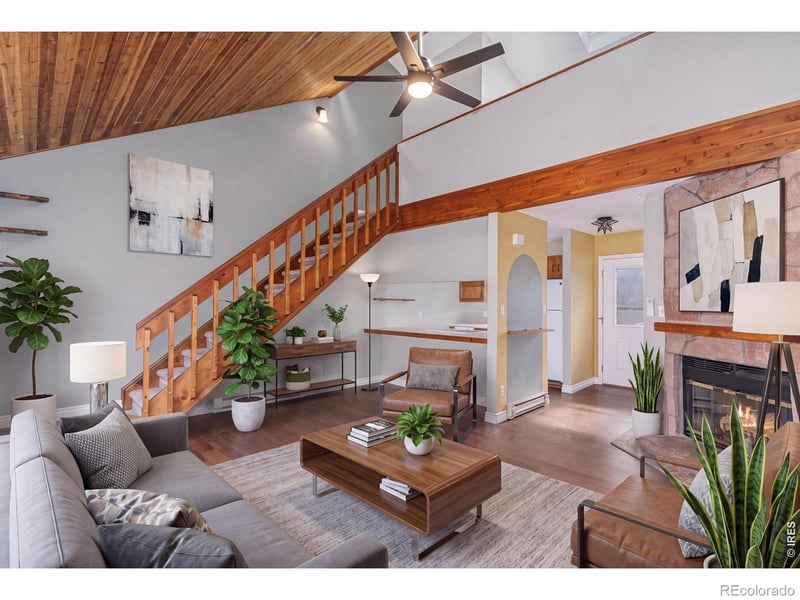 1050 S Saint Vrain Ave #4, Estes Park, CO 80517