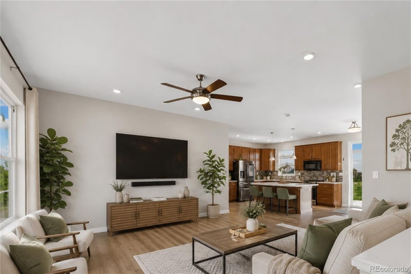 44076 Morning Star Ct, Elizabeth, CO 80107