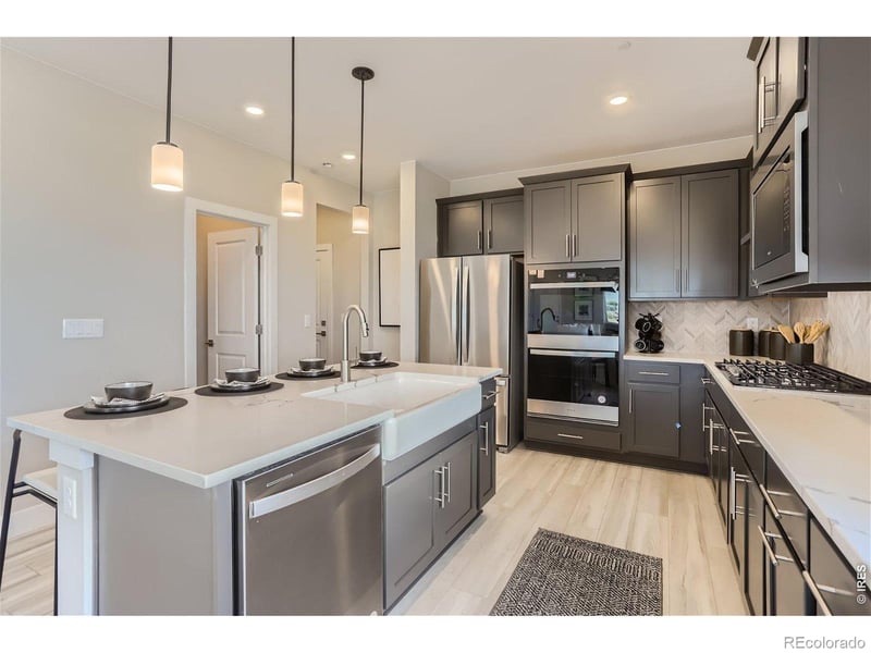 2840 Bear Springs Cir, Longmont, CO 80503